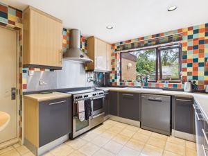 Kitchen- click for photo gallery